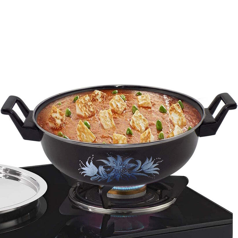 imageedit_0_6320868826 Cast Iron Kadai