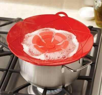 imageedit_0_6568007765 Silicone Spill Stopper Lid – Multifunctional Cookware Cover | Indo Glow