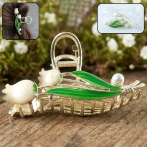 Floral Hair Claw Clip – Elegant Pearl Accent for Secure Hold
