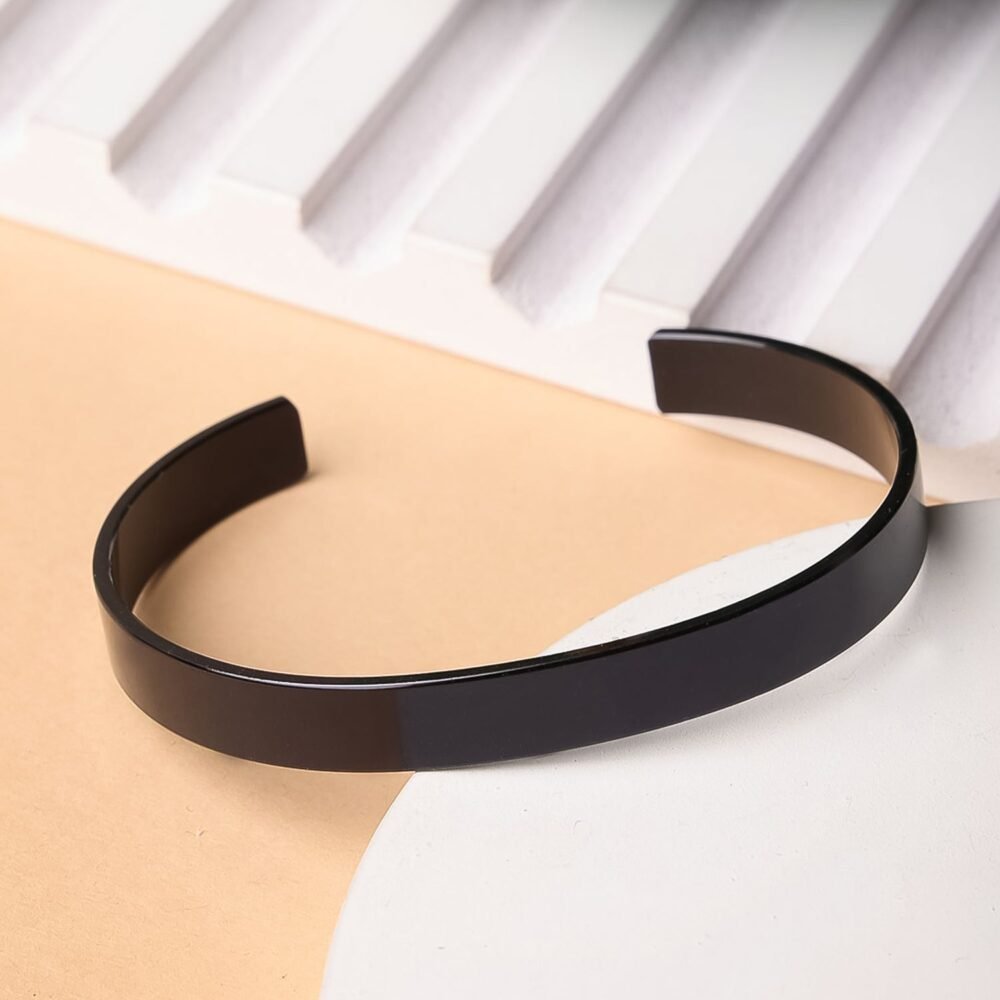 Black-Plated Stainless Steel Men's Kada – Stylish Durable Bracelet