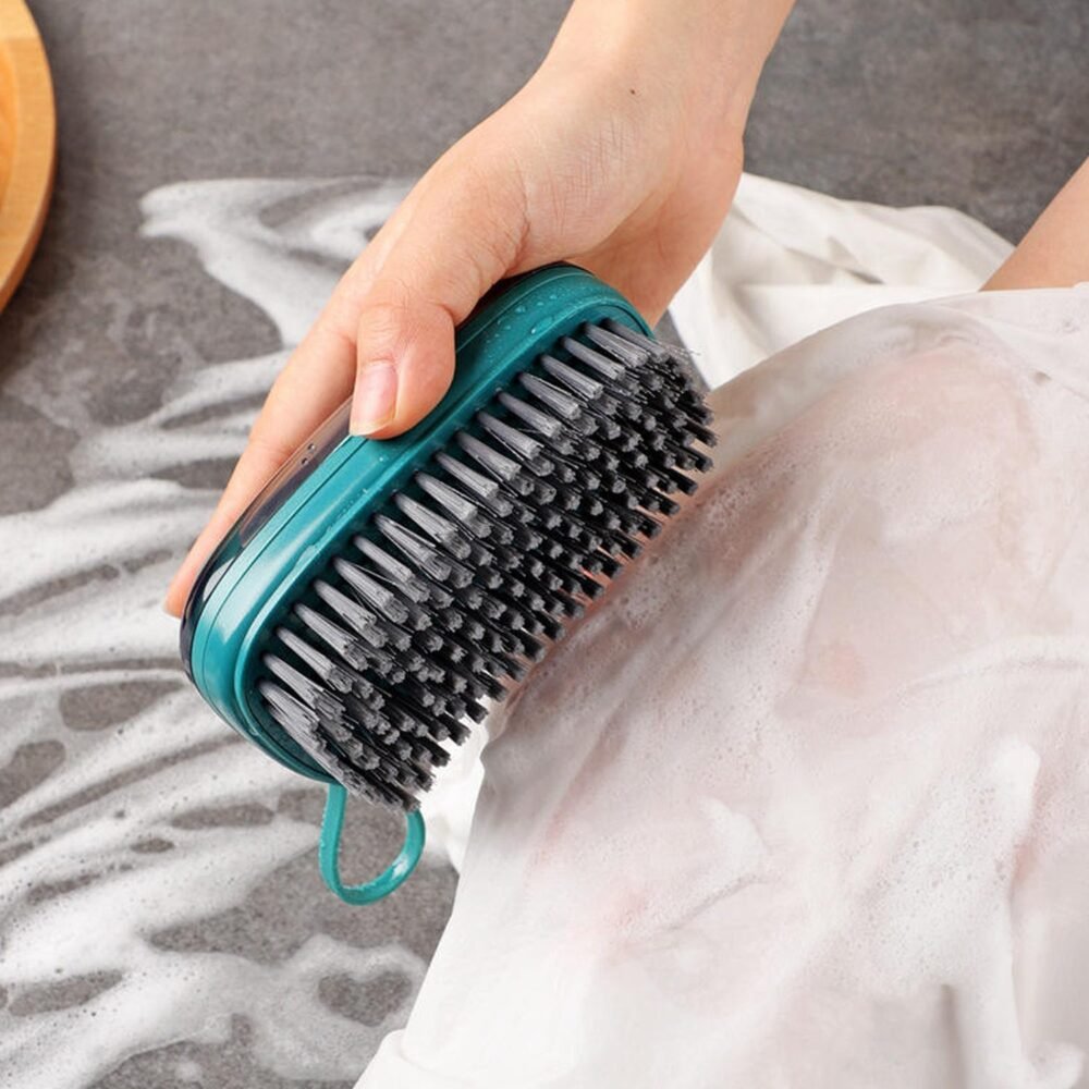 01_brush_ca14bd15-065a-4bbe-9522-889ad0907176.jpg Hydraulic Liquid Dispensing Brush – Effortless Cleaning & Soap Control