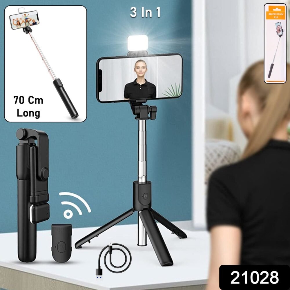 01_selfie-stick.jpg Wired Selfie Stick with Extendable Handle & Tripod Stand