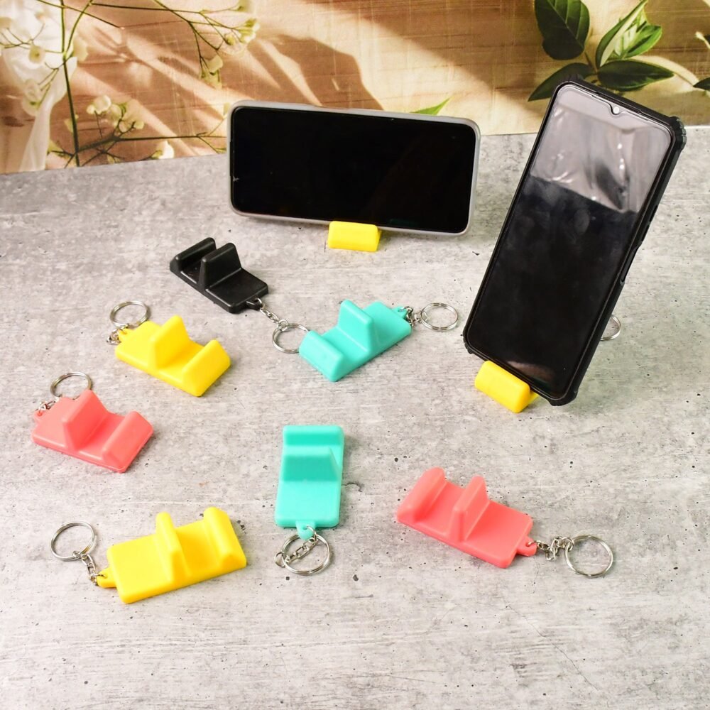 02_1be91a5a-0e45-496e-9ae9-6e4274b4f2a9.jpg Mobile Stand Keychain – Compact 2-in-1 Phone Holder