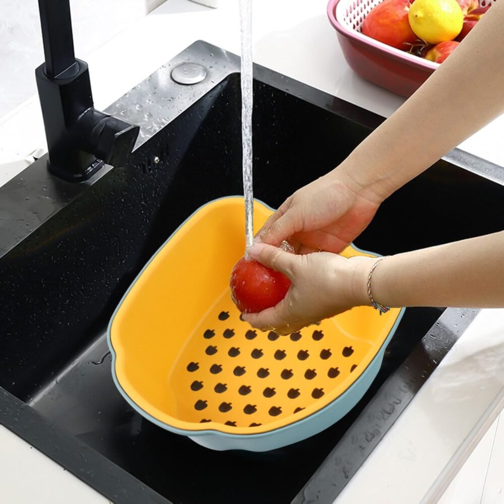 02_df01c169-01f4-4153-9940-7b671830f454.jpg Pepper Shape Washing Bowl – 2-in-1 Draining & Serving Set