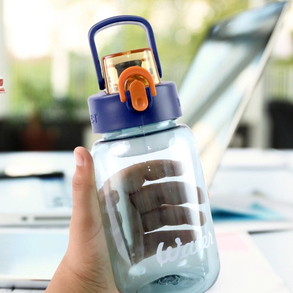 02_e22d89e8-b8e1-4efa-b6e2-0347cd6f85c8.jpg 600ml Leak-Proof Plastic Water Bottle – Flip Cap with Safety Lock