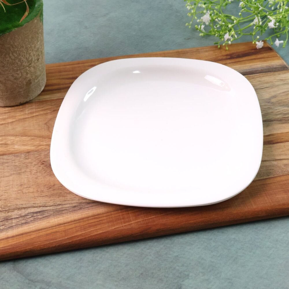 Square Plastic Dinner Plate – 20 cm Durable & Easy Clean