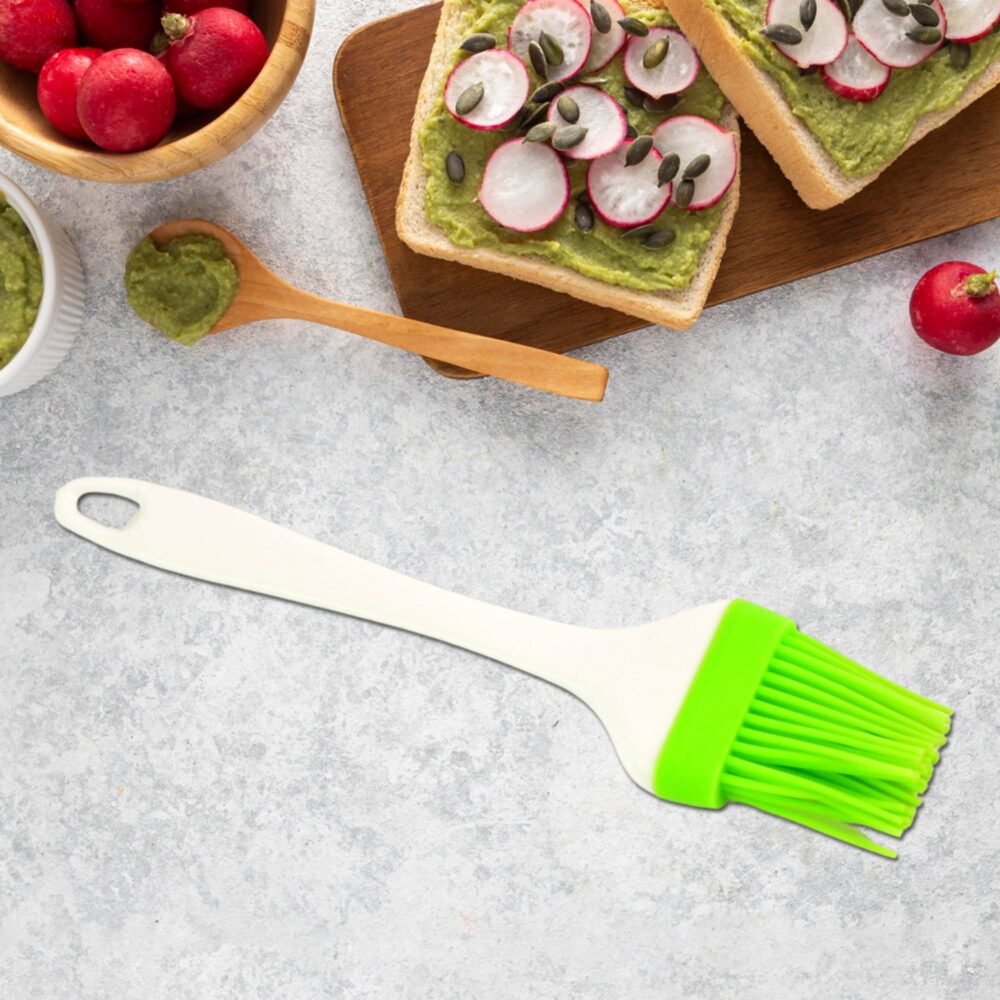 03_0b14915f-306e-4985-8760-e94478f7b9d8.jpg Silicone Kitchen Oil Spatula Brush – Heat Resistant Pastry Brush | CookAura