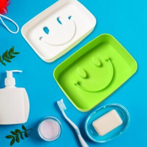 03_7d306e83-71c8-41b7-8017-0a3d9216a2b6.jpg Portable Travel Soap Dish Box – Cute Smiley Face & Draining Design