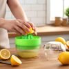Manual Citrus Juicer – Splash-Free Juicing with Bowl & Cover