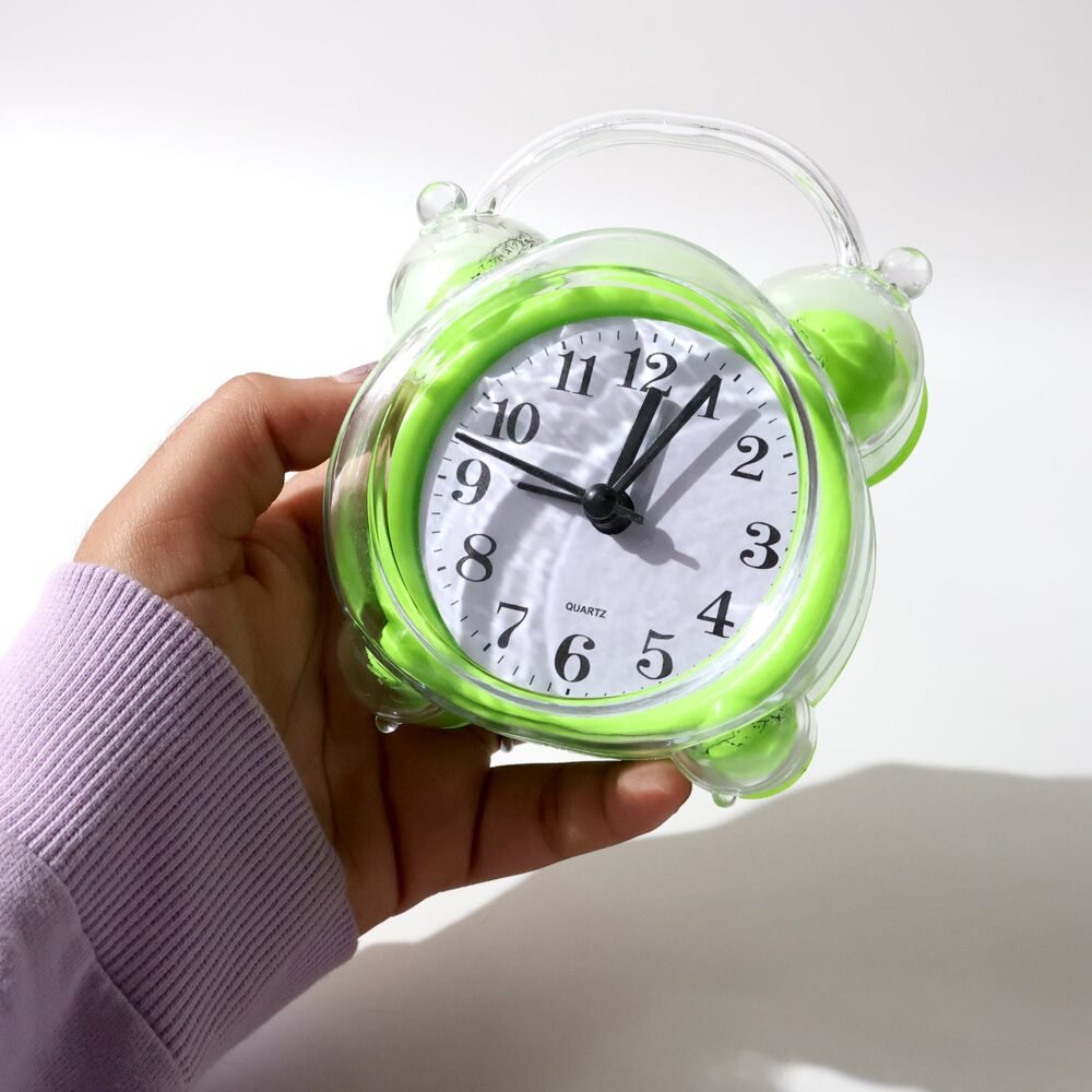 03_98de8648-7bb6-458d-aa63-e3929b87f498.jpg Quartz Analog Alarm Clock – Loud Alarm & Compact Design