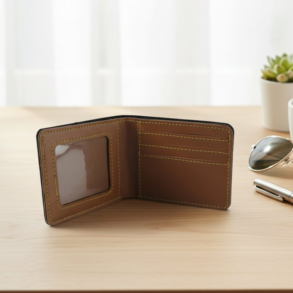 Men’s Wallet with Detachable Keychain – Compact & Durable Design