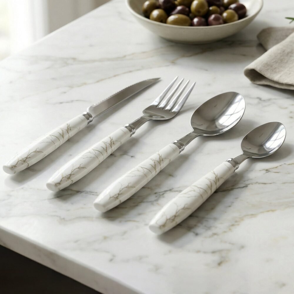04_7d5602d2-db8b-40ac-a4da-5a58b9c9fd71.jpg Stainless Steel Cutlery Set – Elegant Dining Essential for Home and Kitchen