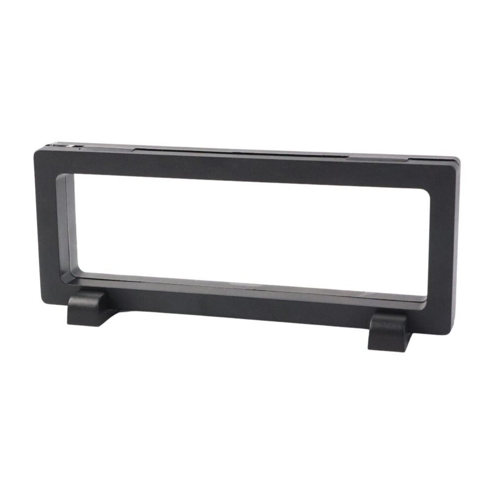 04_e208ad13-9d13-4e5a-b140-23c730a49380.jpg Jewellery Display Box – Transparent Floating Magnetic Frame 23x9 cm