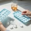 04_e66e3ecf-aeda-4ed3-9dc2-a69945da34f0.jpg Plastic Ice Cube Tray – Multiple Ice Cubes for Quick Freezing