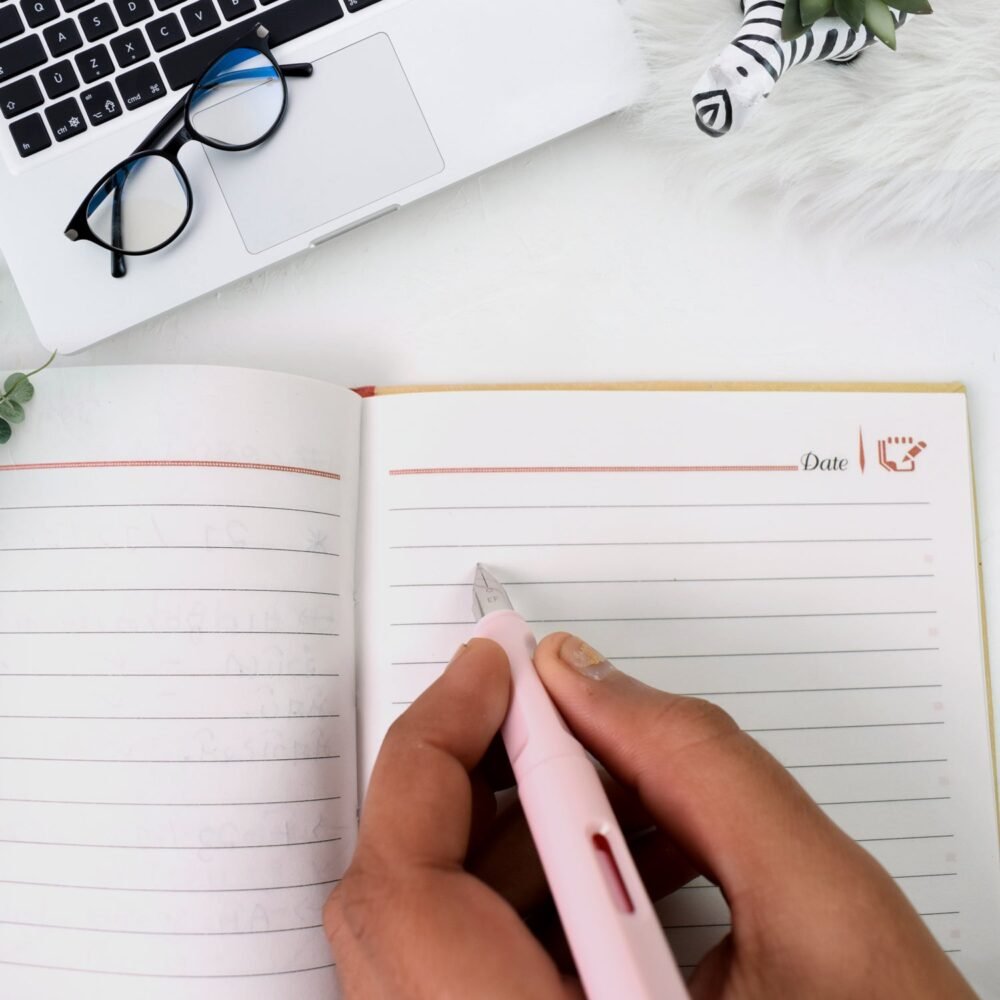 Fountain Pen Set ñ Smooth Blue Ink for Students | InkGlow