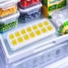 Ice Cube Tray with Spill-Proof Lid – Effortless Ice Making and Space Saving