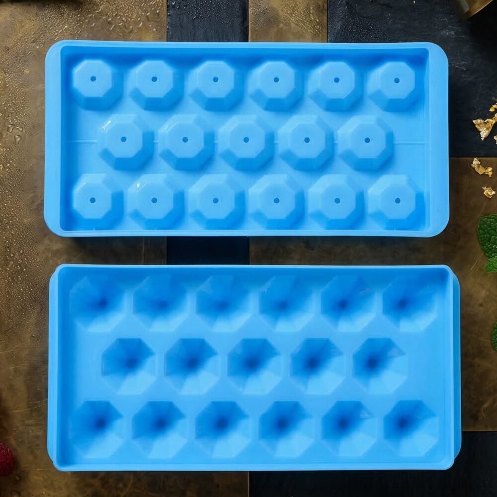 05_011b753b-ef79-454a-84dd-6babbf937086.jpg Multipurpose Ice Cube Tray – Flexible Mold for Drinks & Snacks