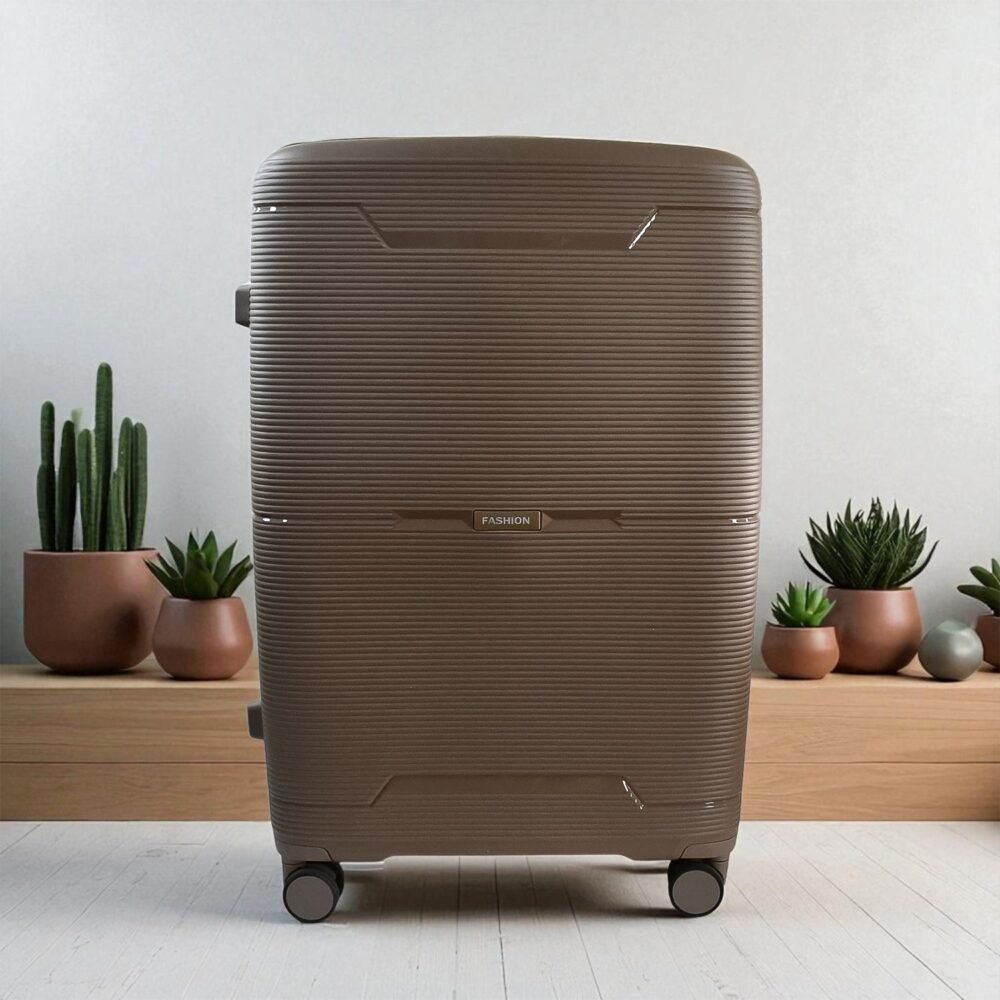 Hard-Shell Trolley Luggage Set – Durable 3-Piece Spinner Bags