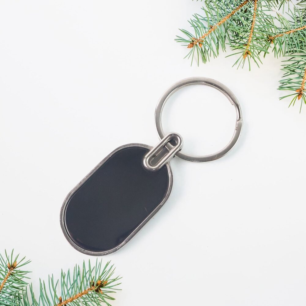 Oval Metal Keychain – Elegant Black & Silver Finish for Everyday Use