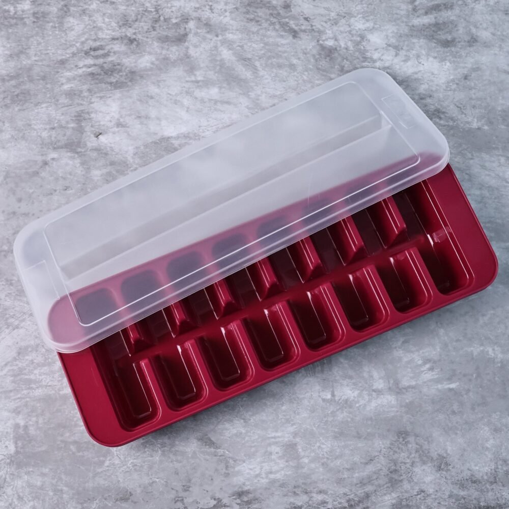 05_icetray.jpg Ice Cube Tray with 2-in-1 Compartment – Leakproof & Durable Design