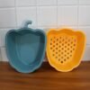 06_5947ca9d-3432-417c-8d57-836fa334db03.jpg Pepper Shape Washing Bowl – 2-in-1 Draining & Serving Set