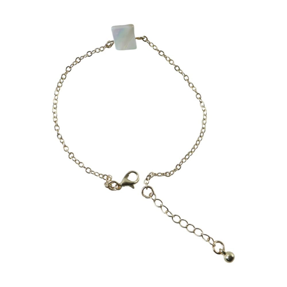 Adjustable Chain Bracelet with Square Stone Charm – Elegant Style