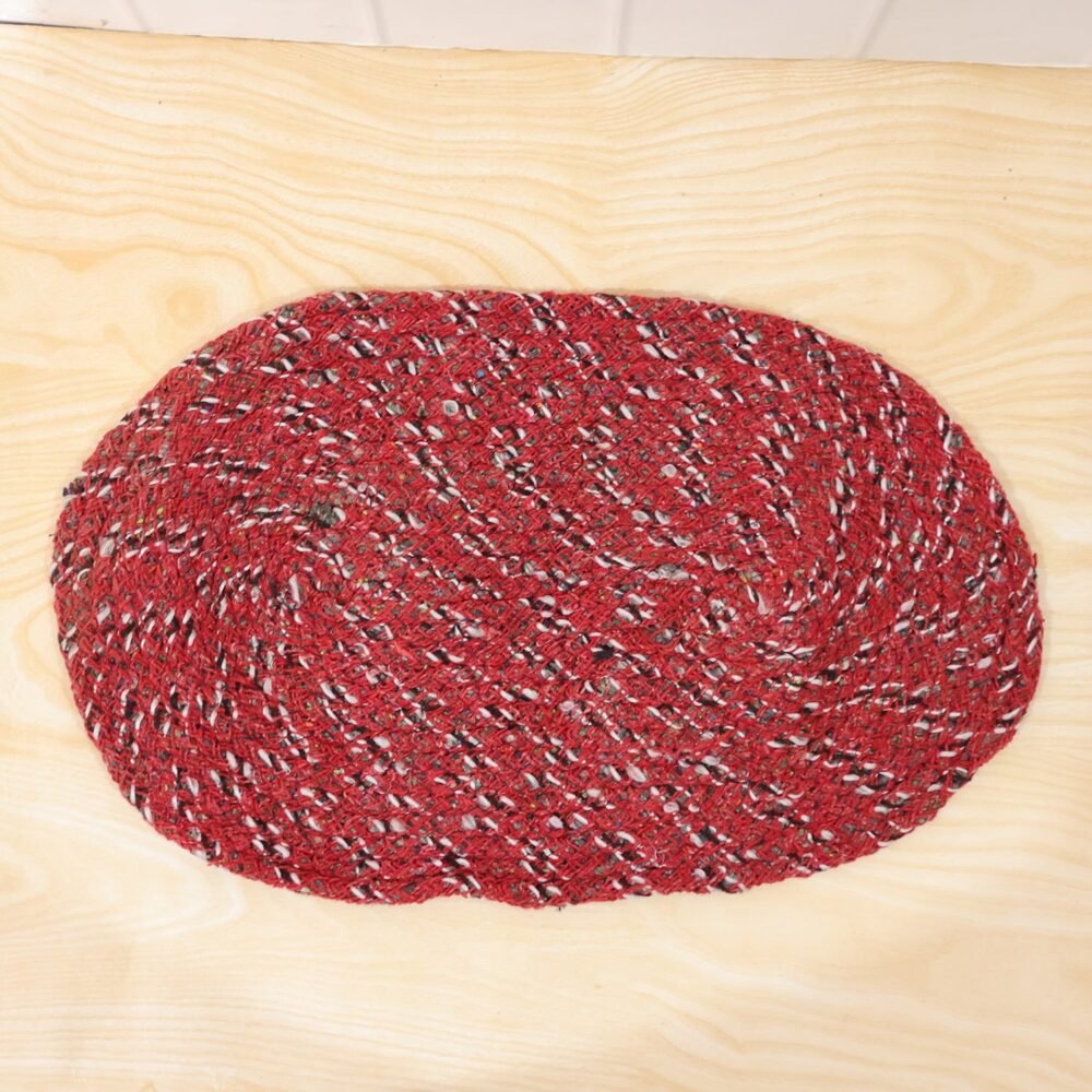Red Oval Non-Slip Floor Mat – Durable & Soft for Indoor Use