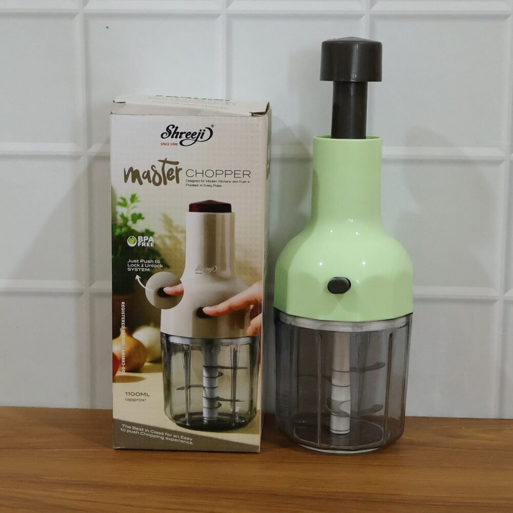 07_b6de10d7-09a6-4ef0-9177-6d36cb0f4c01.jpg Manual Vegetable Chopper – 1100 ML Capacity for Quick Prep
