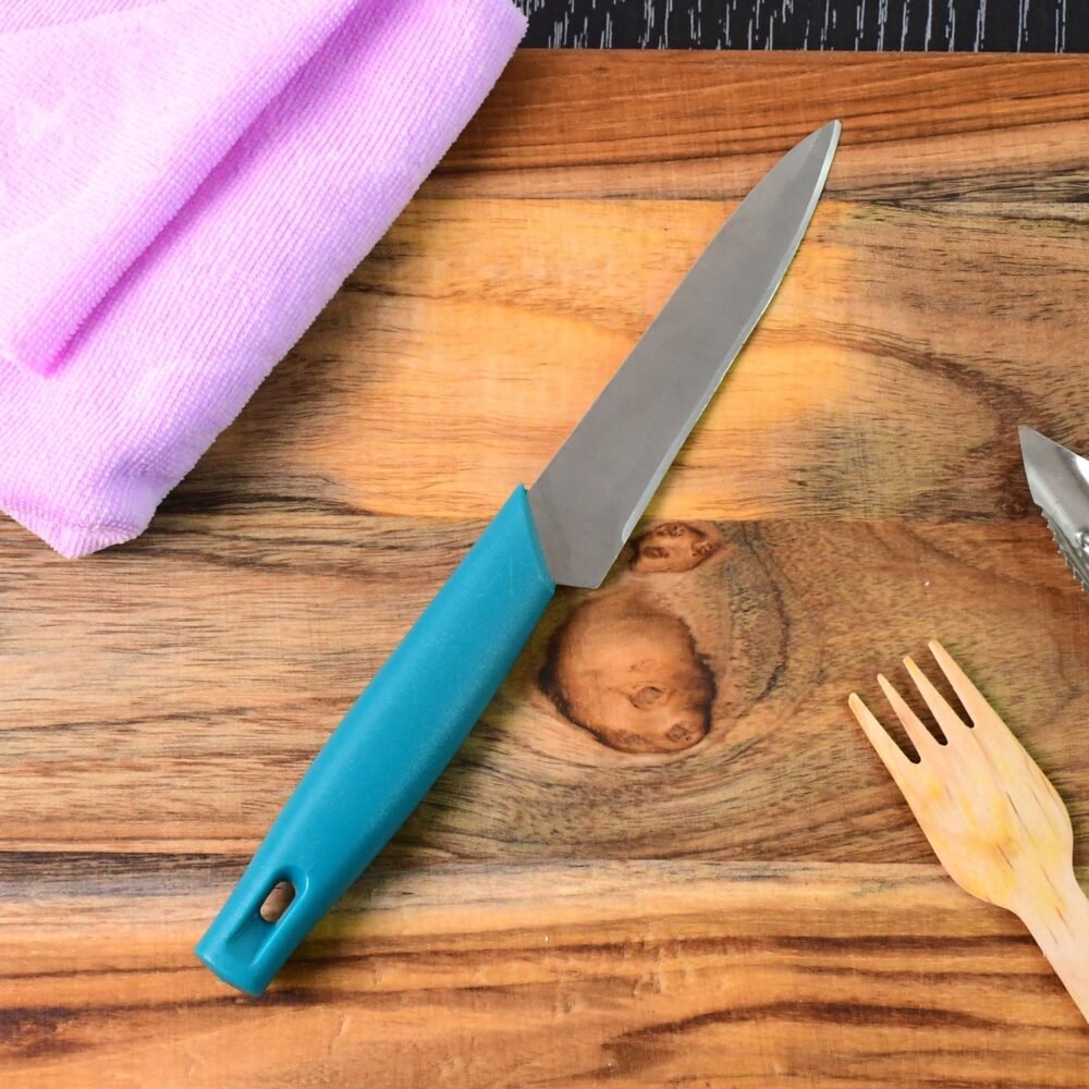 08_knife.jpg Kitchen Utility Knife – Sharp Stainless Steel Blade & Ergonomic Handle