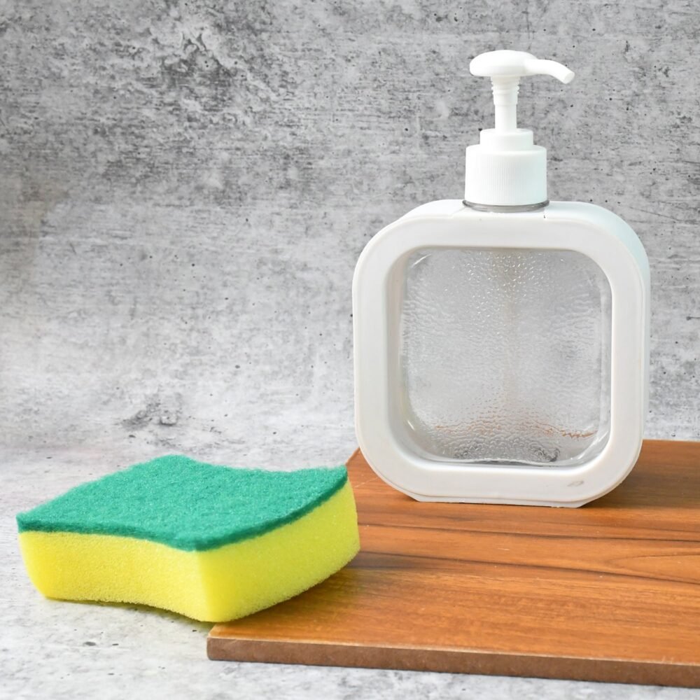 Soap Dispenser ñ Clear Refillable Pump Bottle | VelvetBubbles