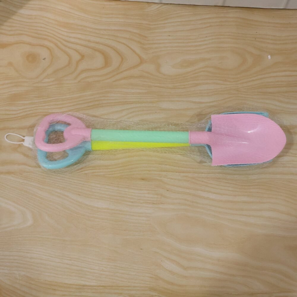 Kids Beach Sand Shovel Toy Set – Bright, Durable & Easy to Handle