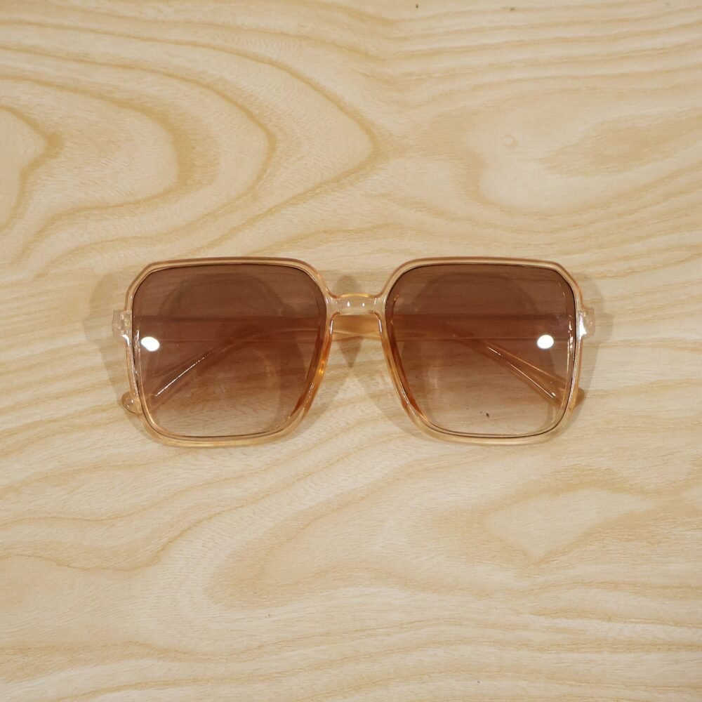 Square Retro Sunglasses – Trendy Oversized Gradient Tinted Eyewear