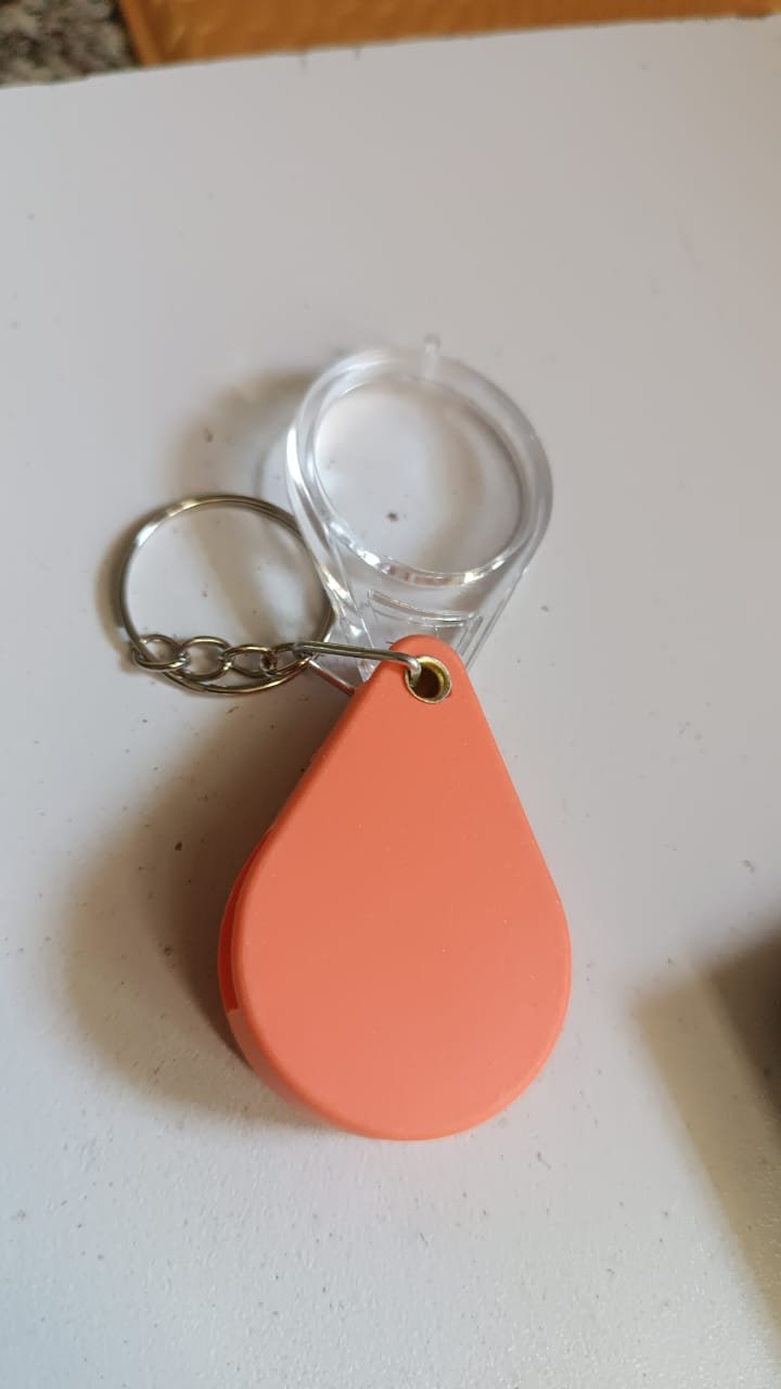 1f237f53-cf57-4bb4-87a2-a0d26ffe2a94.jpg Folding Magnifier Keychain – Portable Mini Pocket Magnifying Glass
