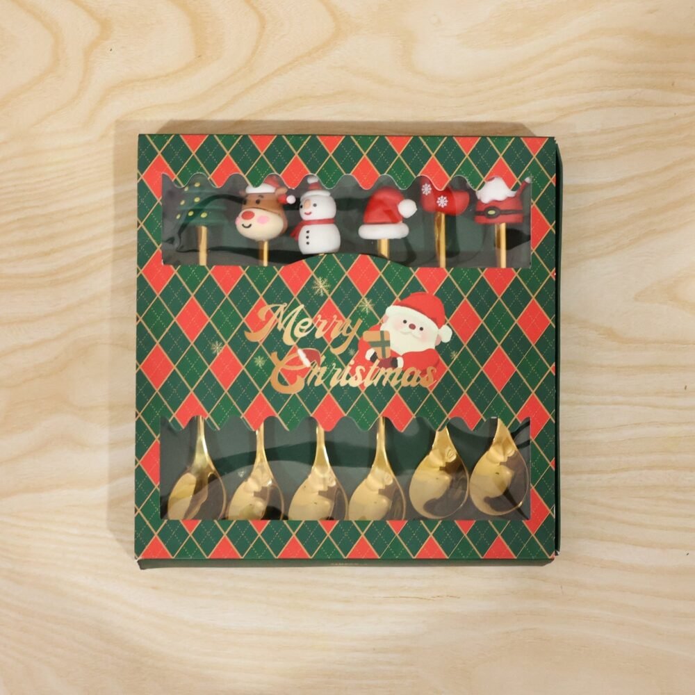 24053_04_box_414e23a1-63cd-48c1-8434-eb7542838ed7.jpg Golden Cartoon Spoon Set – Stylish & Durable Tableware