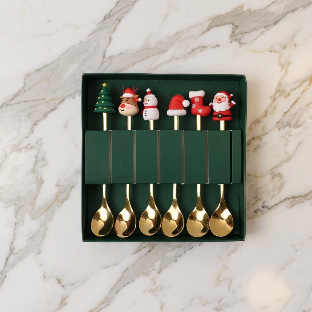 24053_07_detail_03fdf229-67cb-4f97-ae67-b1175b6b23ea.jpg Golden Cartoon Spoon Set – Stylish & Durable Tableware