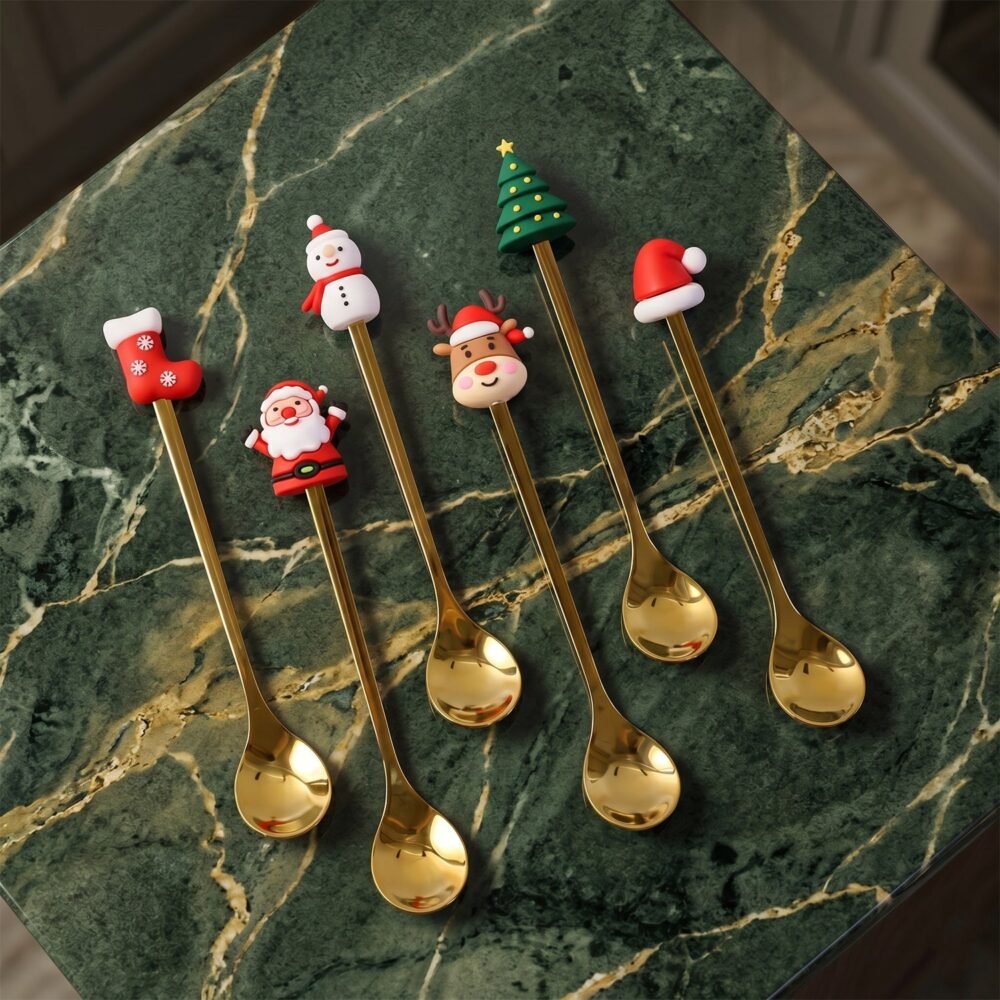 24053_09_live_7213f848-514e-4312-8100-226e955af210.jpg Golden Cartoon Spoon Set – Stylish & Durable Tableware
