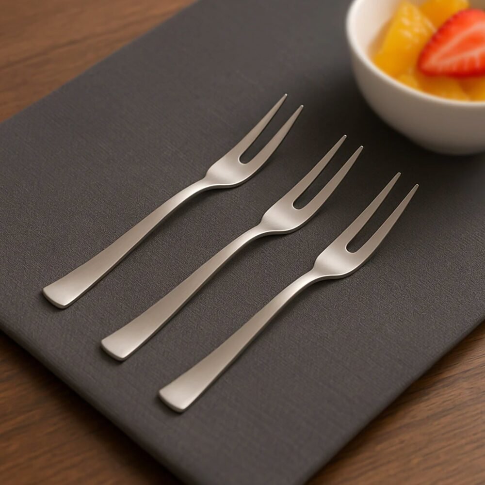 2_72061e8a-5629-47e0-a26f-f08b98b8f415.jpg Mini Dessert Fruit Fork Set – Rust-Resistant Reusable Cutlery