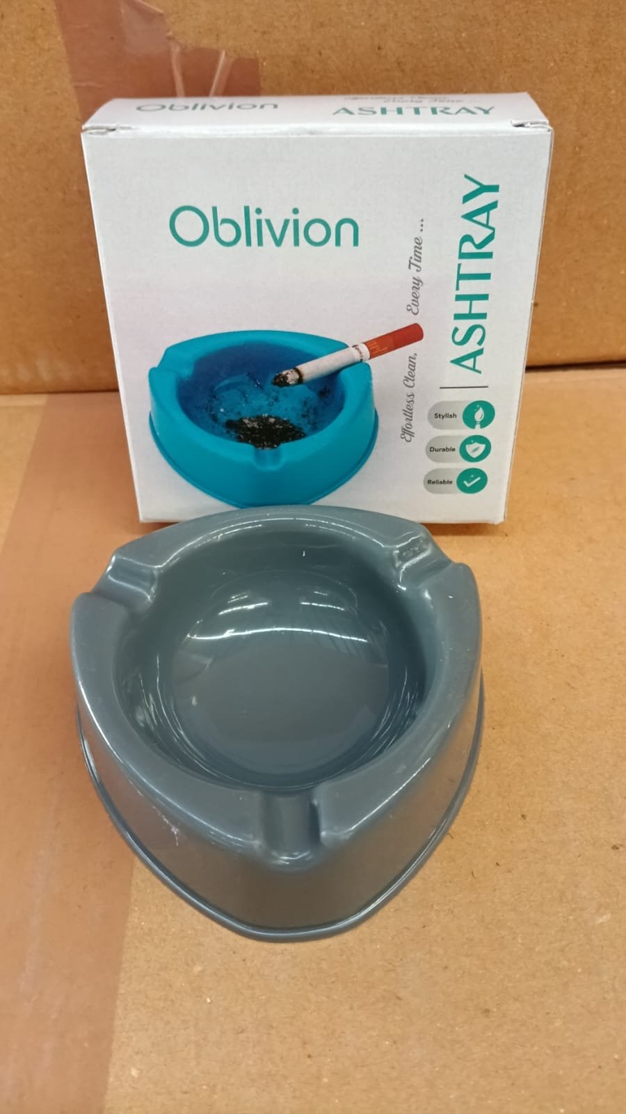 Plastic Ashtray – Durable Grey with Triple Cigarette Slots
