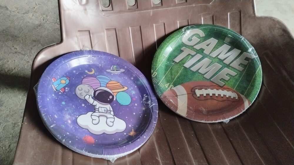 Disposable Paper Plates ñ Festive Birthday Set | JubileeJoy