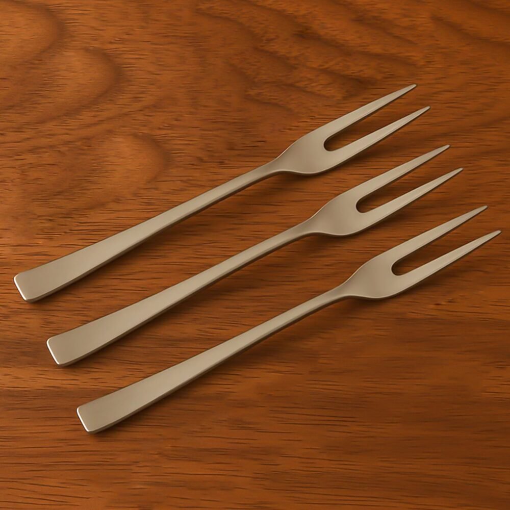 4_c0d01a0a-eb48-44d7-8bbb-7c41b45a6621.jpg Mini Dessert Fruit Fork Set – Rust-Resistant Reusable Cutlery