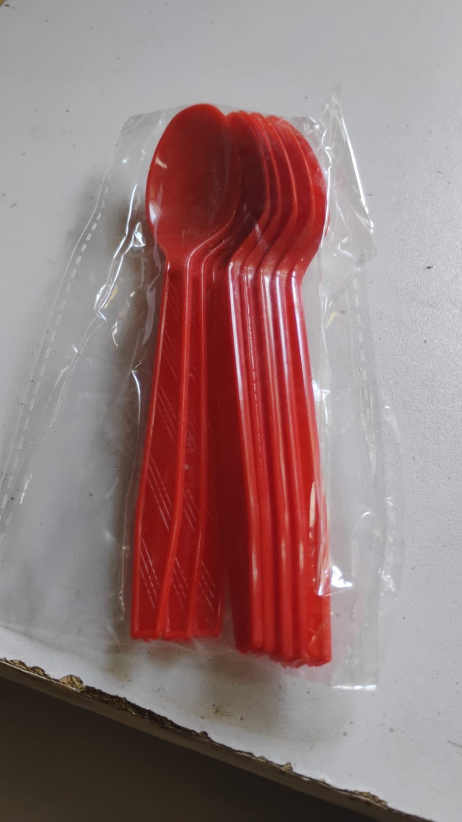 Reusable Plastic Spoons Set of 8 – Durable & Lightweight Dining