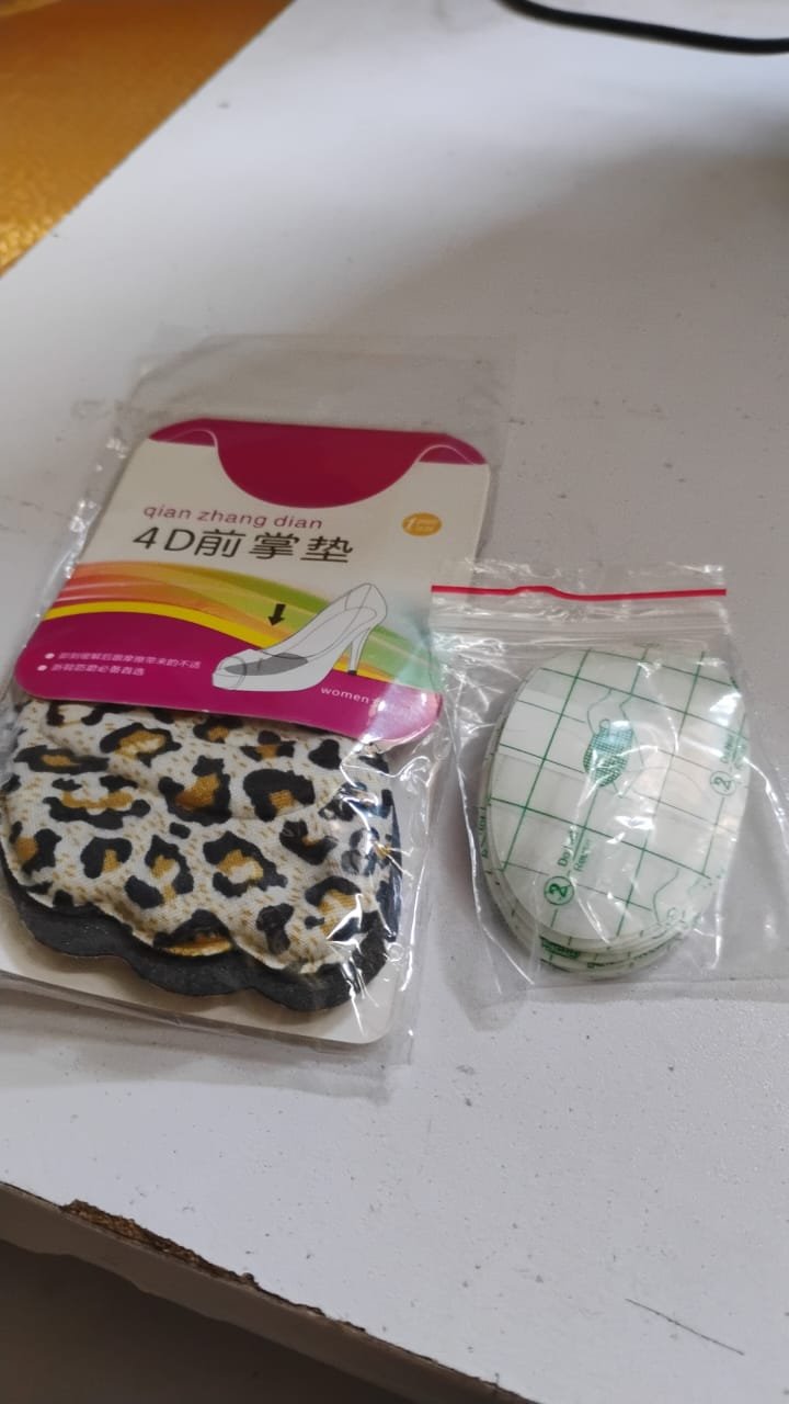60b64749-d7d3-4a5a-a84f-730ecabdda1f.jpg Heel Cushion Inserts – Non Slip Callus Prevention Insoles | Velvet Wellness