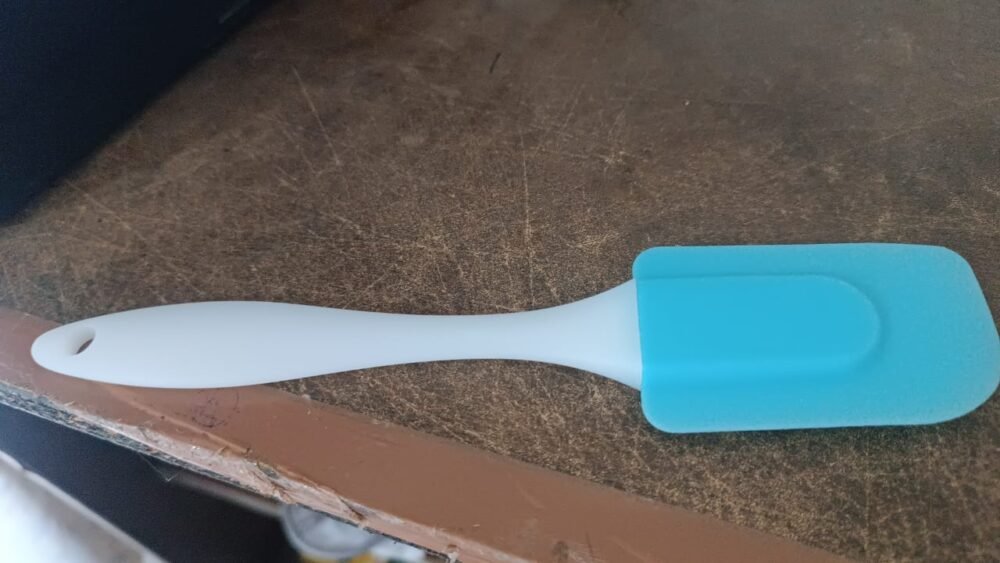 Silicone Cooking Spatula – Heat Resistant & Food Grade, 18 cm