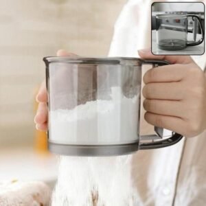 700813fe-d7b4-47d4-9746-c505e26457d7.jpg Plastic Flour Sieve Cup – Fine Mesh Filter with Handle for Baking