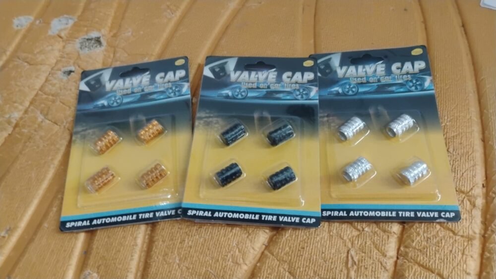 Tire Valve Stem Caps – Durable Silver Aluminium Set of 4
