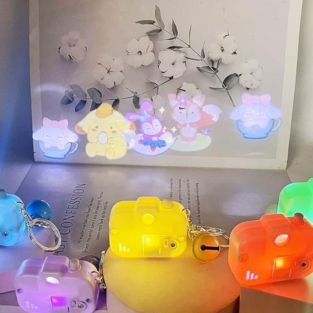 7_b3fc64cf-3202-4b7a-82b9-8795134cee22.jpg Projective Camera Keychain – Fun Rainbow Image Projector