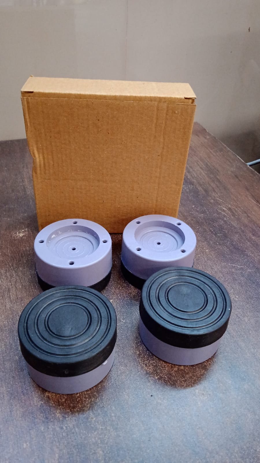 9289bd9a-397f-4a65-afff-4880fb447fd6.jpg Washing Machine Support Pad – Adjustable Anti-Vibration Set |
