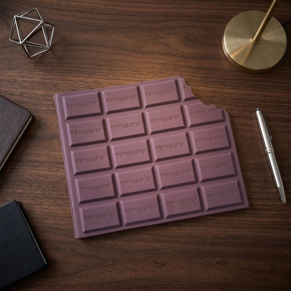 ChocolateDesignPocketDiary-05.jpg Chocolate-Shaped Notebook – Cute Creative Gift for Kids & Adults