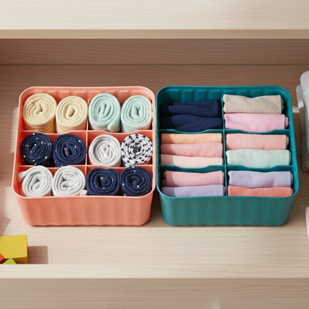 Compartment-Wardrobe-Organizer-02_5cf86c4e-27cb-452c-b1be-bb033016aff0.jpg Square Organizer with 6 Compartments – Space-Saving Storage Set