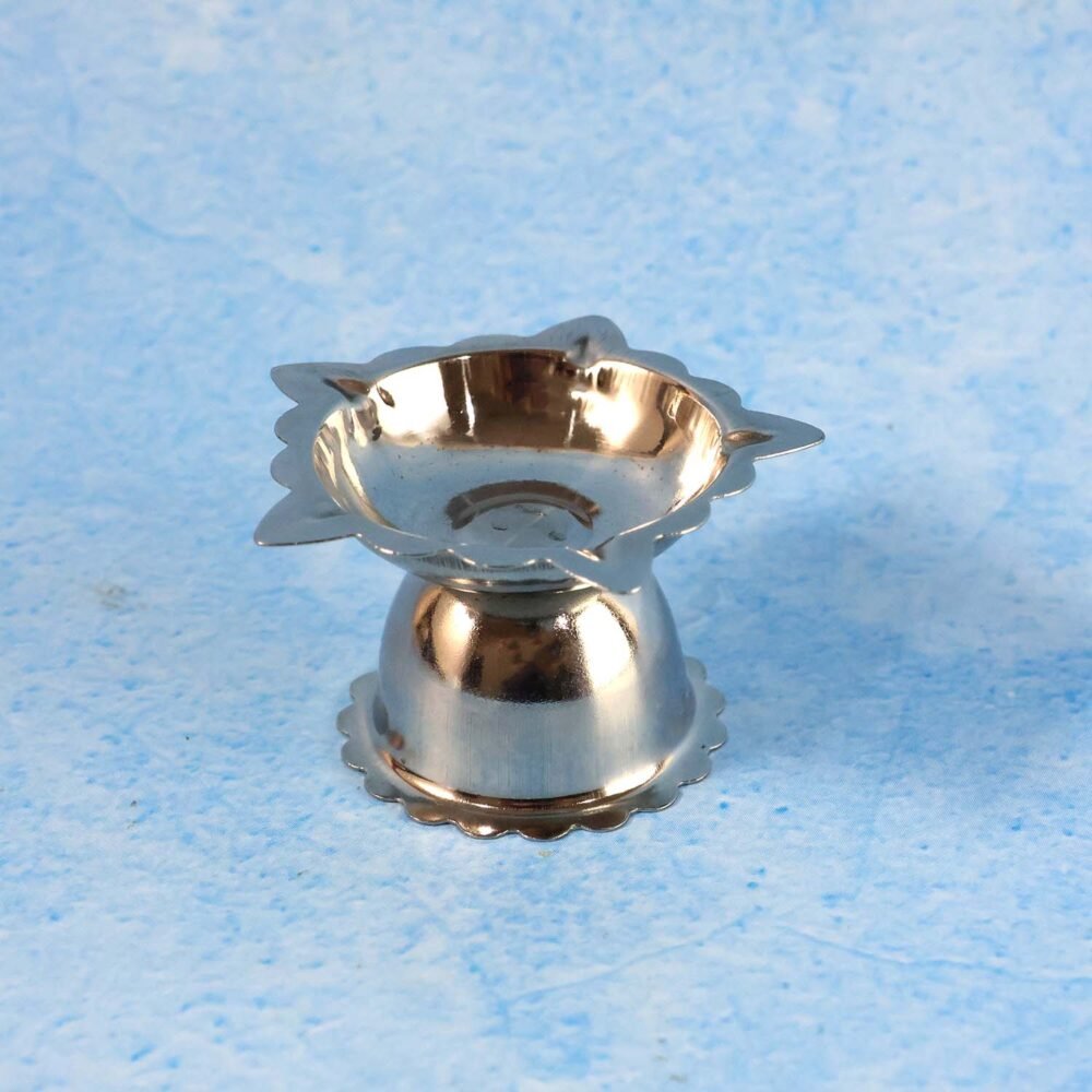 Sunflower Design Stainless Steel Diya Stand – Small Durable Pooja Lamp